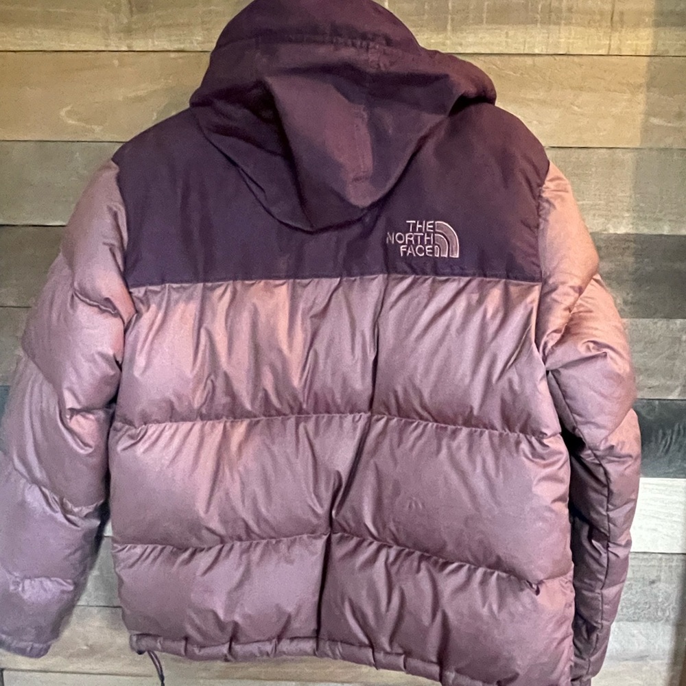 Women’s Northface Puffer Jacket.